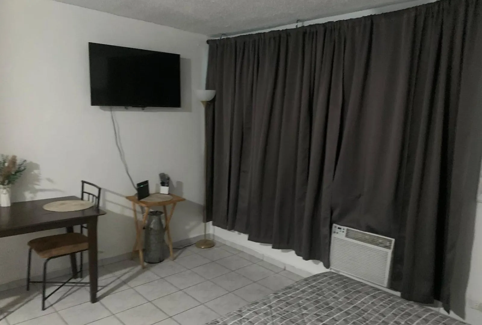 サンジョアンIsla Verde Tower Aptsアパートメント アパート サンジョアン
